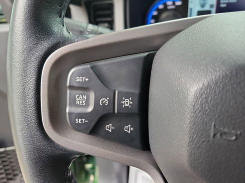 Used 2024 Ford Bronco Everglades image 24