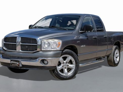Used 2008 Dodge Ram 1500 Truck SLT image 4