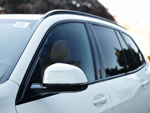 New 2026 BMW X5 sDrive40i image 11