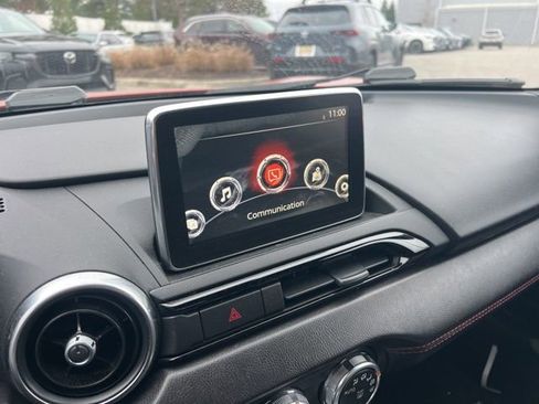 Used 2016 MAZDA MX-5 Miata Grand Touring image 11