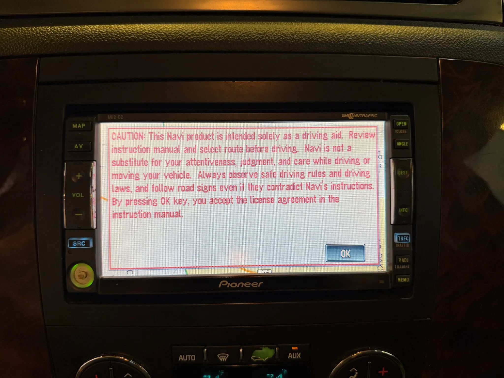 Used 2007 GMC Yukon Denali AWD/4WD image 17