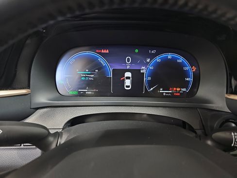 Used 2023 Toyota Crown AWD/4WD image 19