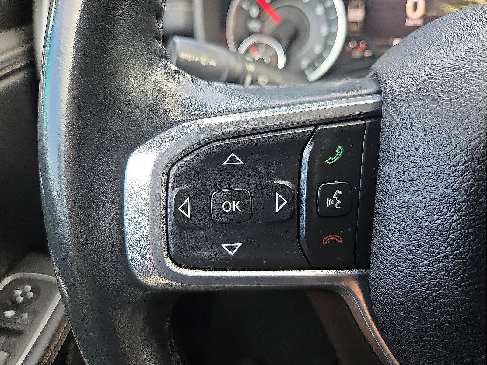 Used 2023 RAM 1500 Laramie AWD/4WD image 19