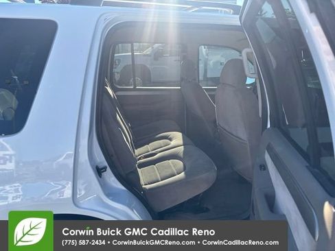 Used 2004 Ford Explorer XLT AWD/4WD image 27