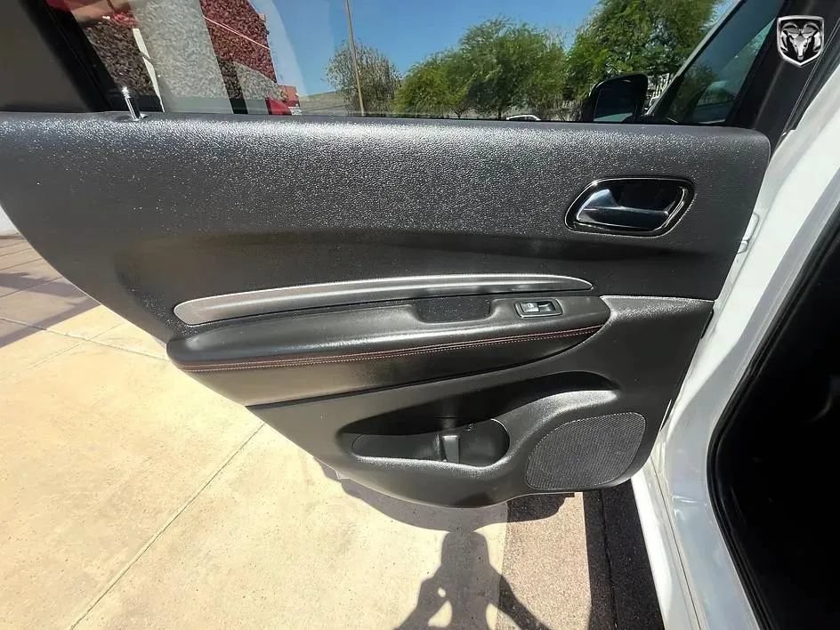 Used 2018 Dodge Durango GT w/ Blacktop Package AWD/4WD image 15