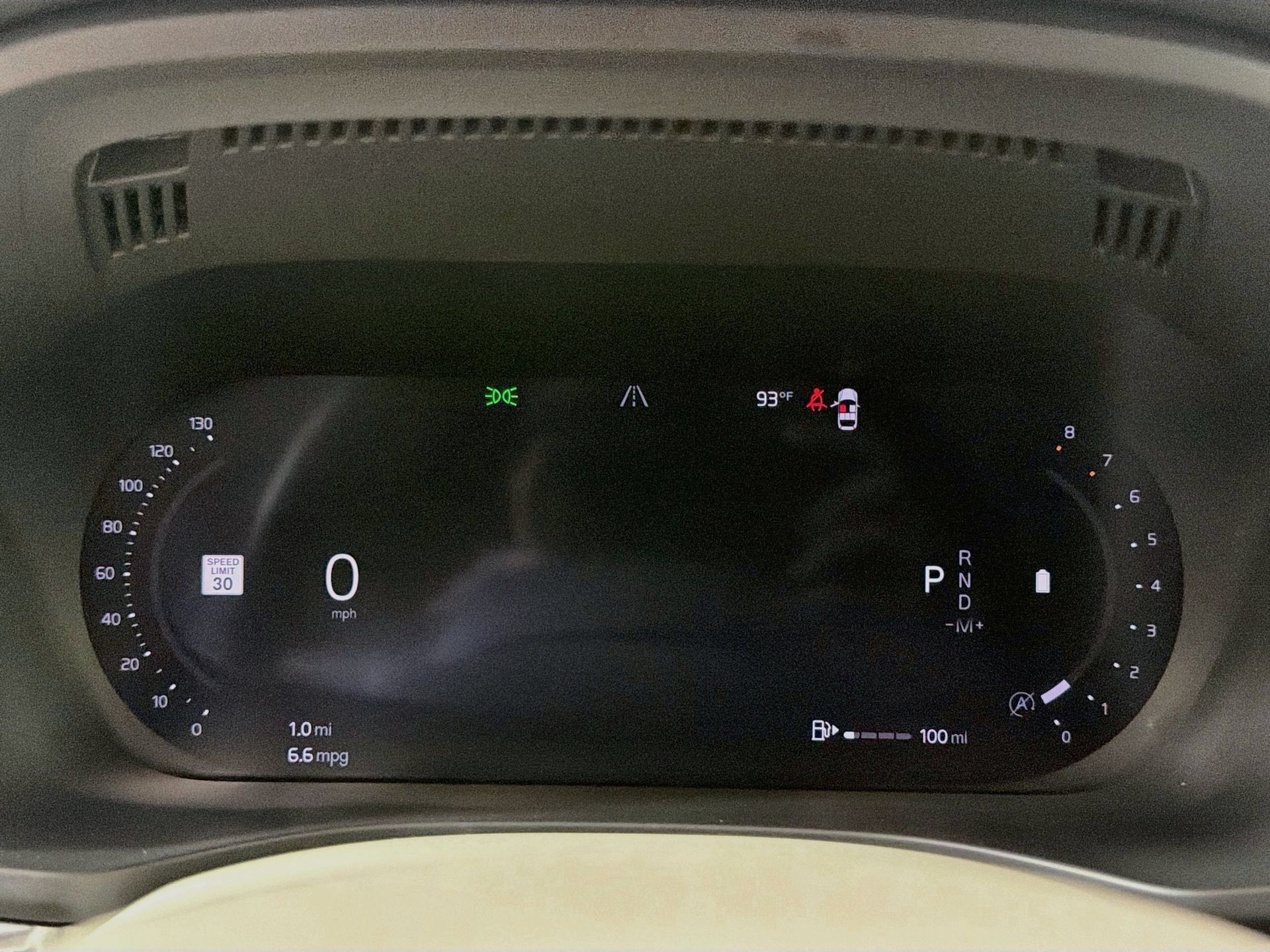 Certified 2023 Volvo XC60 B5 Plus AWD/4WD image 12