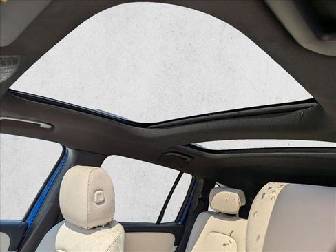 New 2026 Mercedes-Benz GLB 250 4MATIC image 15