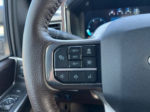 Used 2025 Ford F350 King Ranch w/ Chrome Package image 15