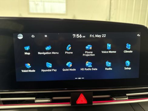 Used 2024 Hyundai Elantra SEL FWD image 24