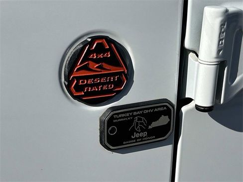 Used 2022 Jeep Gladiator Mojave w/ LED Lighting Group image 10