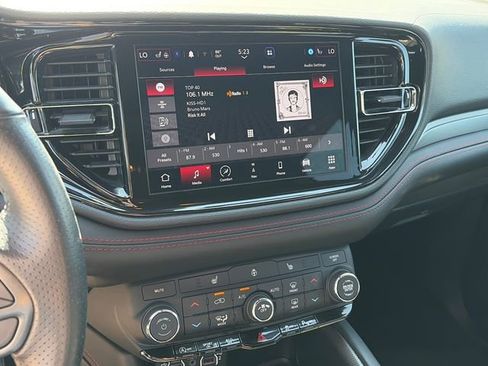Used 2025 Dodge Durango GT AWD/4WD image 21