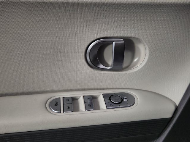 Certified 2024 Hyundai Ioniq 5 SEL AWD/4WD image 10