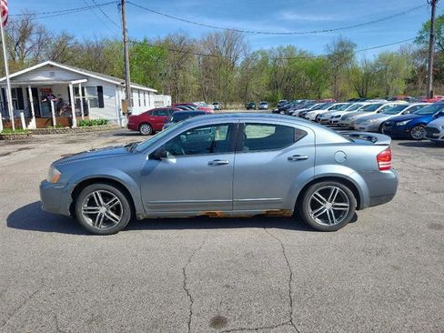 Used 2009 Dodge Avenger SE image 6