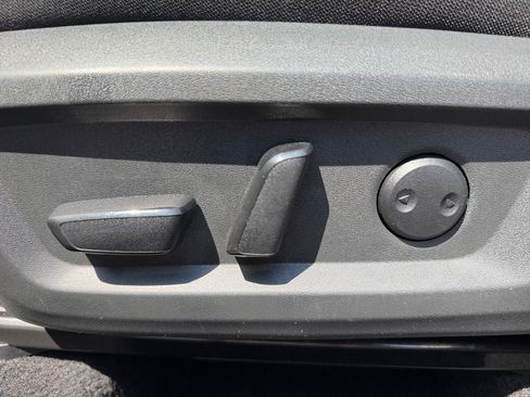 Used 2026 Nissan Rogue SV AWD/4WD image 13