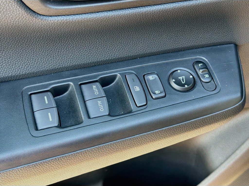 Certified 2025 Honda CR-V EX image 16
