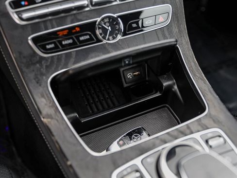Used 2019 Mercedes-Benz E 300 image 29