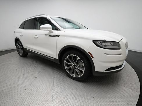 Used 2023 Lincoln Nautilus Reserve w/ Class II Trailer Tow Package AWD/4WD image 37