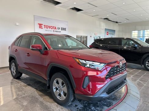 Used 2025 Toyota RAV4 XLE w/ Convenience Package image 1