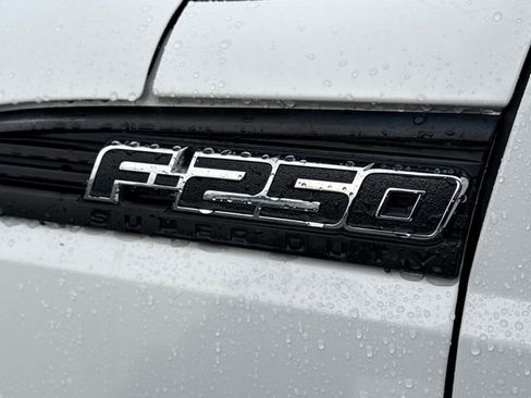 Used 2012 Ford F250 XL w/ Skid Plate Pkg image 16