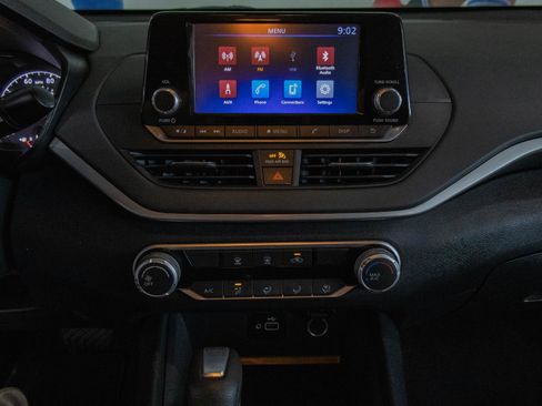 Used 2022 Nissan Altima 2.5 S image 4