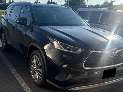 Used 2021 Toyota Highlander Platinum