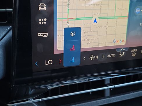 Used 2024 Lincoln Nautilus Reserve w/ Equipment Group 202A image 21