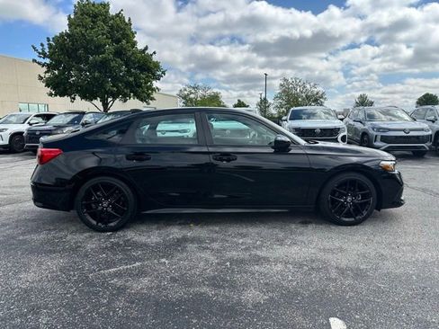 Used 2024 Honda Civic Sport image 8