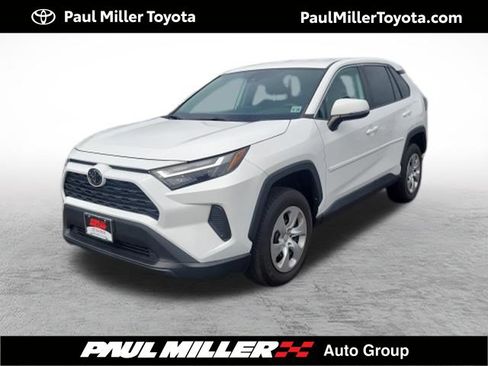 Certified 2023 Toyota RAV4 LE AWD/4WD image 1