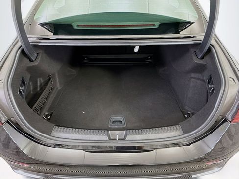 Used 2025 Mercedes-Benz E 350 Sedan image 27