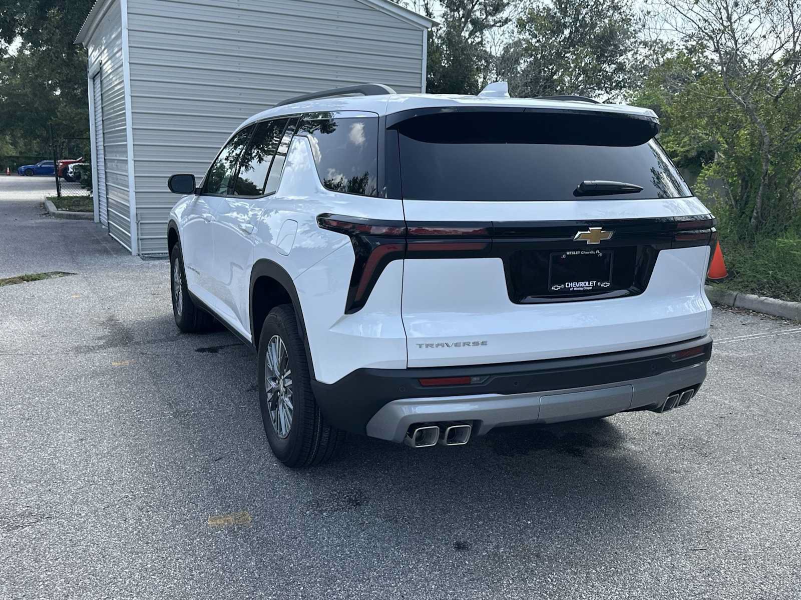 New 2026 Chevrolet Traverse LT w/ LPO, Floor Liner Package FWD image 4
