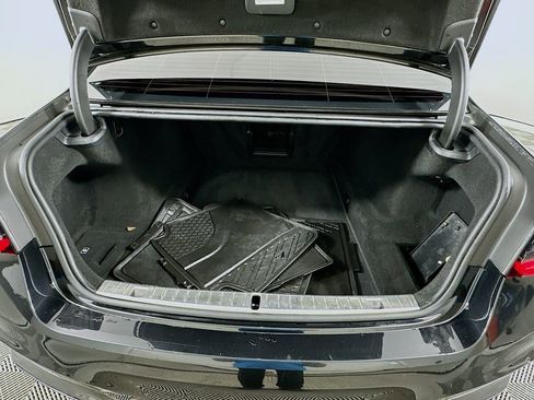 Used 2022 BMW M760i xDrive w/ Luxury Rear Seating Package image 28