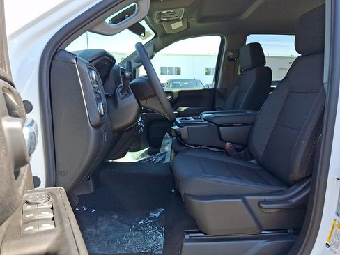 New 2026 GMC Sierra 2500 Pro w/ 1SA Pro Safety Plus Package AWD/4WD image 9