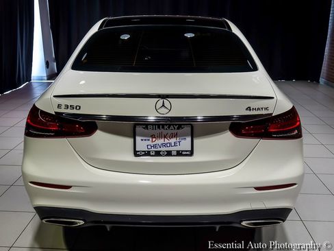 Used 2022 Mercedes-Benz E 350 4MATIC Sedan image 7