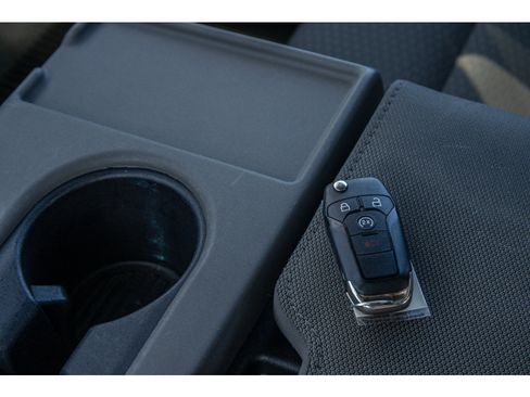 Used 2018 Ford F150 XLT w/ Equipment Group 302A Luxury AWD/4WD image 26
