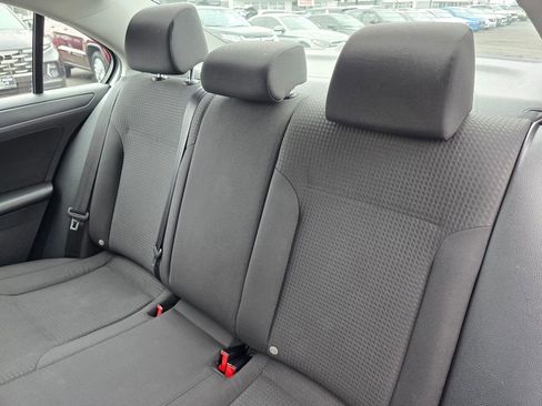 Used 2015 Volkswagen Jetta S image 17