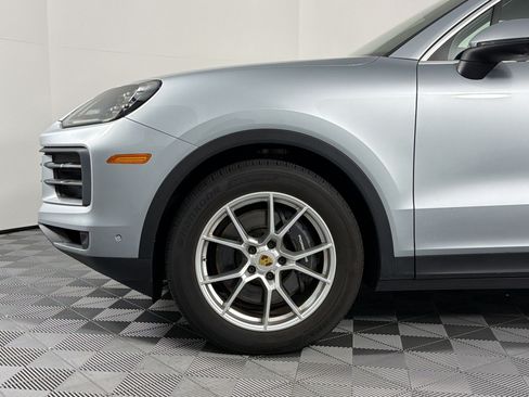 Certified 2024 Porsche Cayenne AWD/4WD image 7