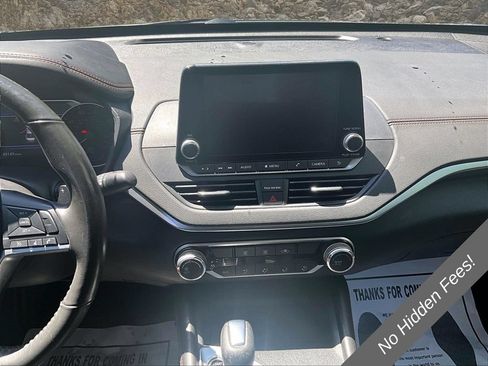 Used 2022 Nissan Altima 2.5 SR FWD image 6