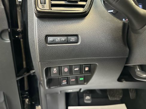 Certified 2019 Nissan Rogue SV image 21