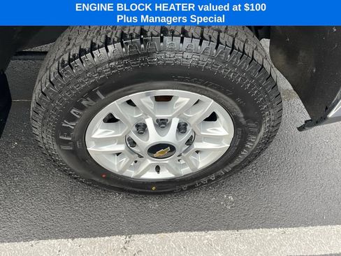 Used 2025 Chevrolet Silverado 2500 LT w/ Convenience Package AWD/4WD image 9