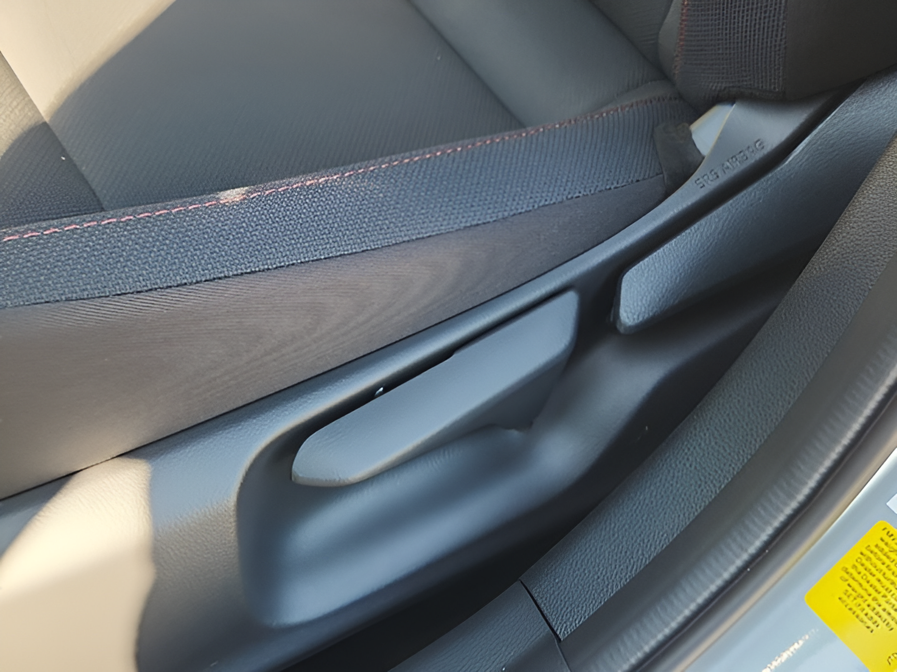 New 2026 Toyota Prius Plug-In Hybrid FWD image 14