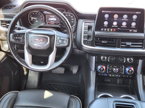 Used 2021 GMC Yukon XL SLT w/ SLT Premium Package RWD image 10