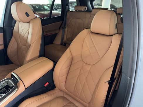 New 2026 BMW X5 xDrive50e w/ Executive Package image 24