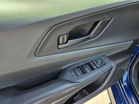 Used 2024 Toyota Prius LE AWD/4WD image 19