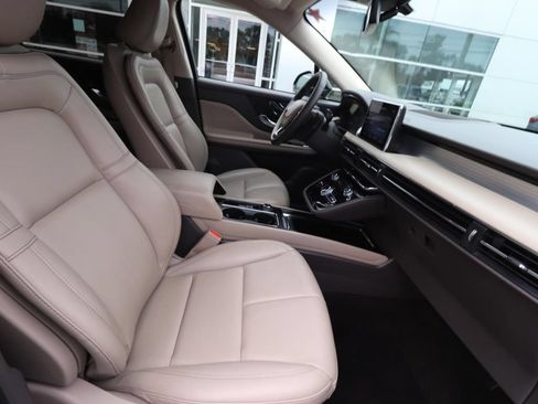 Used 2022 Lincoln Corsair FWD image 14