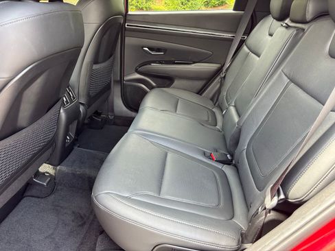 Certified 2023 Hyundai Tucson Limited AWD/4WD image 15
