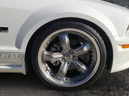 Used 2007 Ford Mustang GT RWD image 9