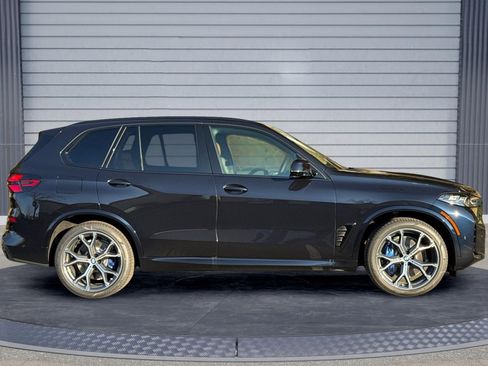 New 2026 BMW X5 xDrive50e w/ M Sport Package image 3