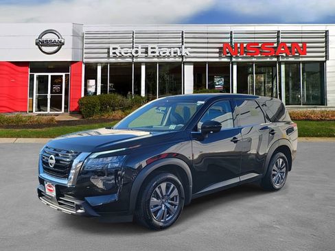 Used 2025 Nissan Pathfinder S w/ Cargo Package AWD/4WD image 5