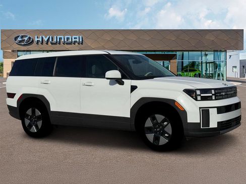 New 2026 Hyundai Santa Fe SE image 11