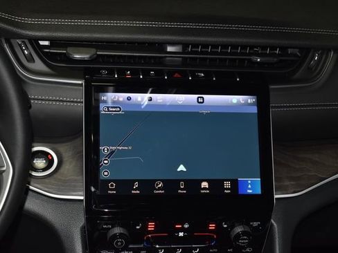 New 2025 Jeep Grand Cherokee Limited w/ Trailer Tow Package image 16